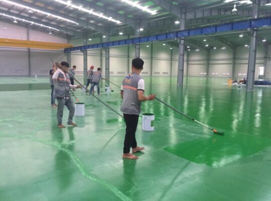 Cần dịch vụ sơn nền nhà xưởng giá rẻ tphcm
