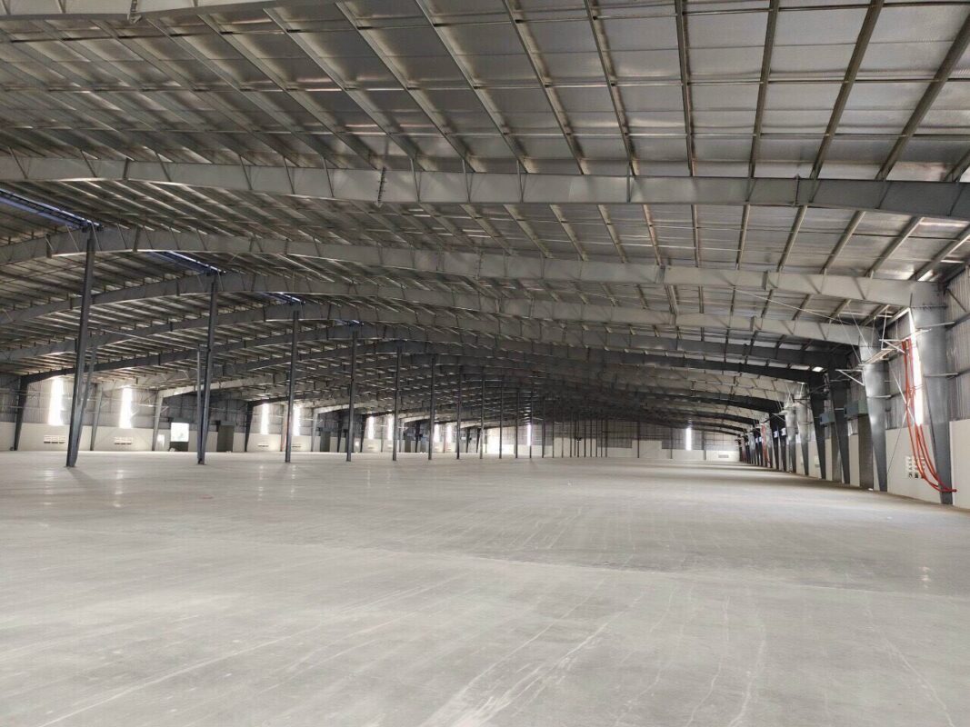 Bán 20000m2 có sẵn 4 nhà xưởng tại KCN Hải Sơn huyện Đức Hoà, Long An