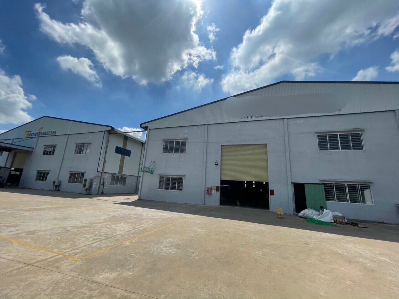 Bán nhà xưởng 12000m2 KCN Hải Sơn, Long An có hợp đồng 600 triệu/ tháng.