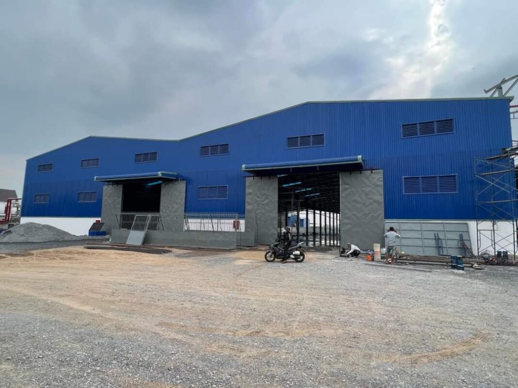 Cho thuê kho xưởng 12000m2 nền epoxy bến lức, long an giá rẻ mới 100 %