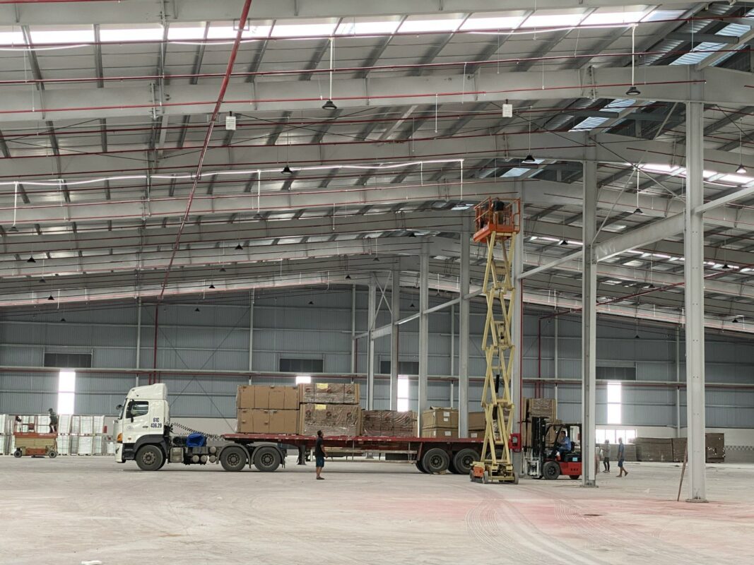 Cho thuê nhà xưởng 12336m2 KCN Thuận Đạo, Bến Lức, Long An giá rẻ