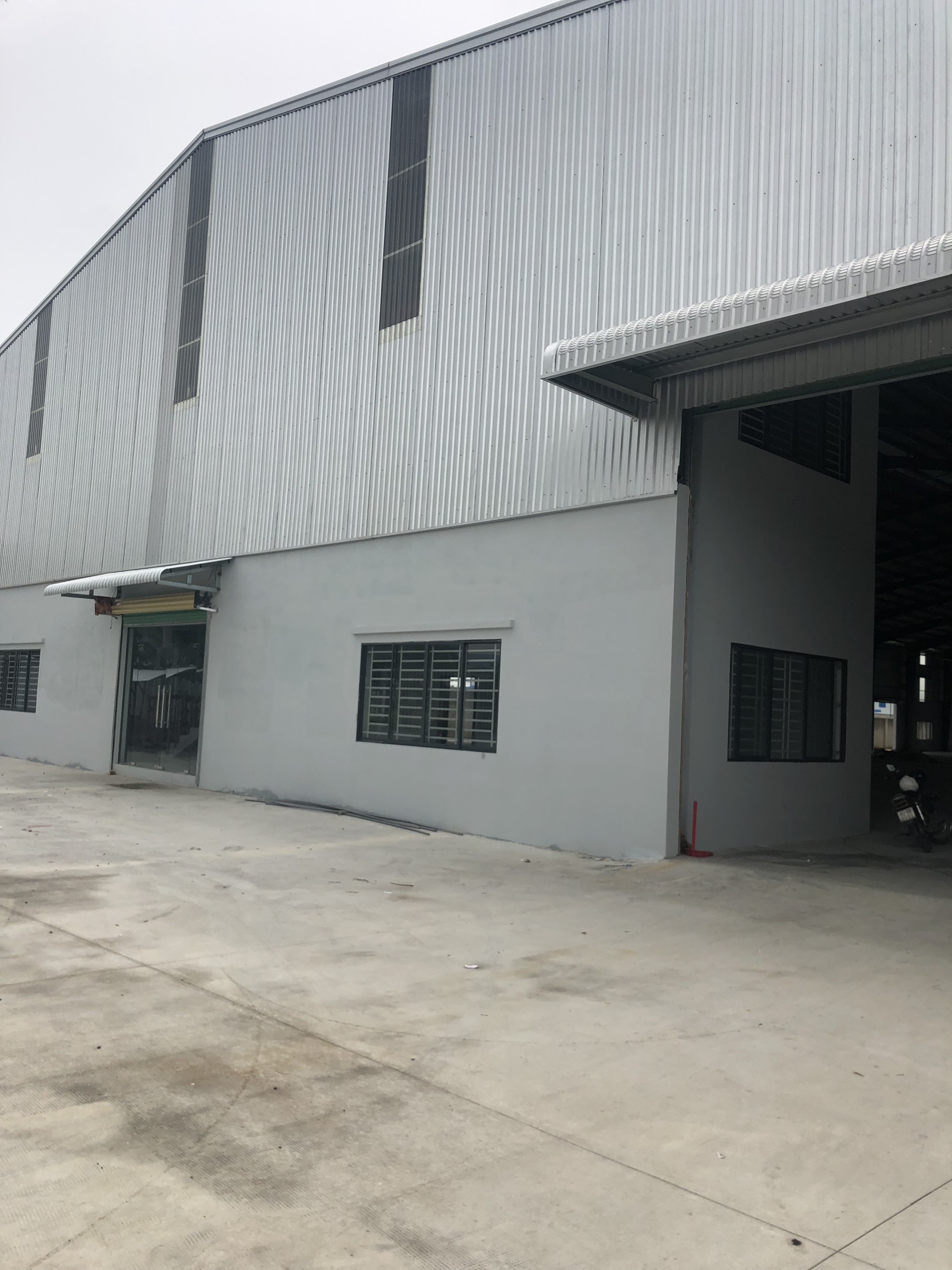 Cho thuê xưởng kcn tân đô diện tích 5400 m2 giá rẻ đầu tháng 03/ 2022 bàn giao
