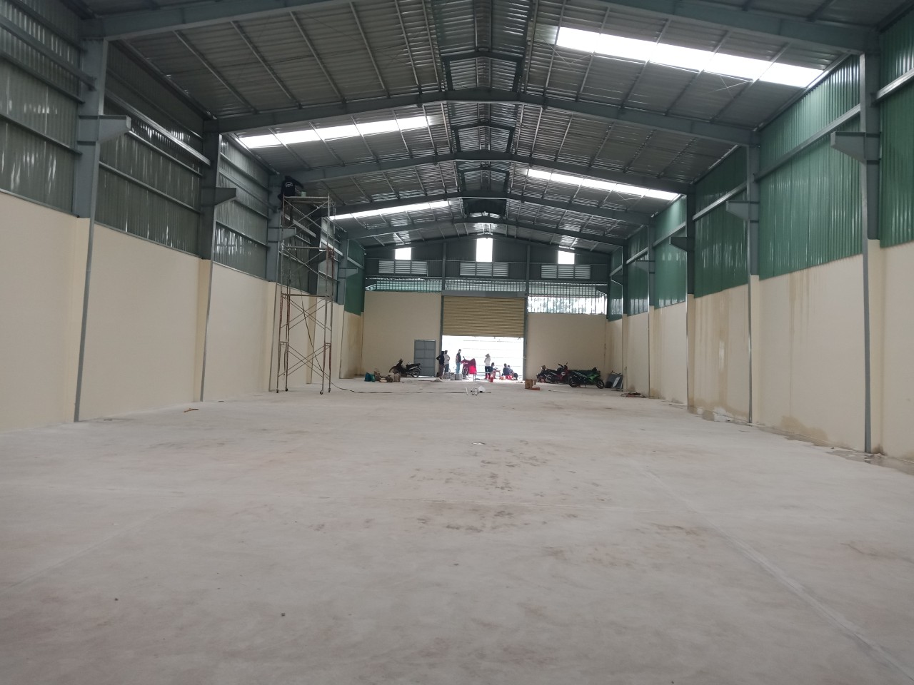 Cho thuê xưởng 1000m2 đường Trần Văn Giàu, Bình Chánh gần kcn Lê Minh Xuân 3