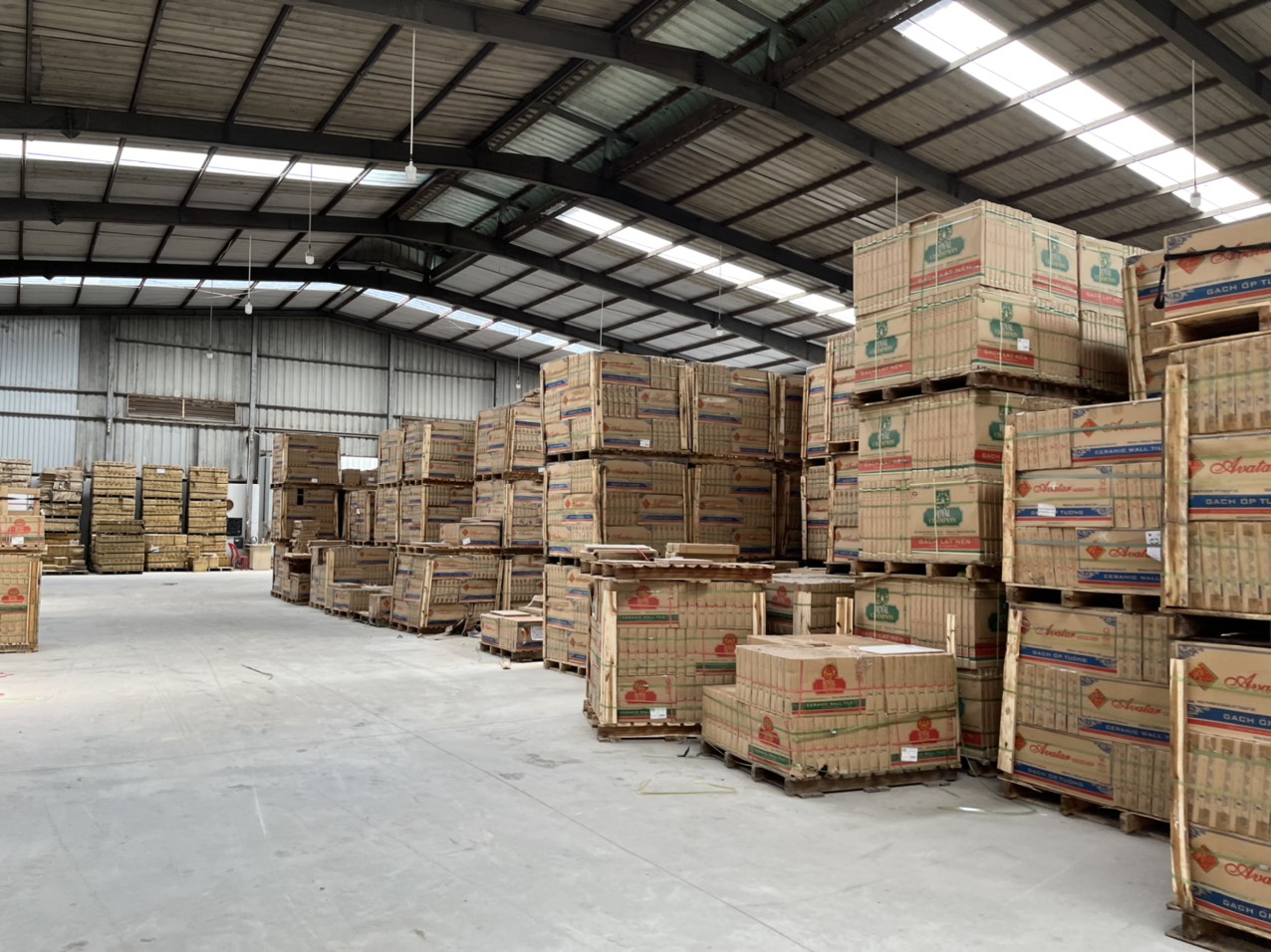 Xưởng cho thuê quận Bình Tân 2000m2 gần khu công nghiệp Tân Tạo