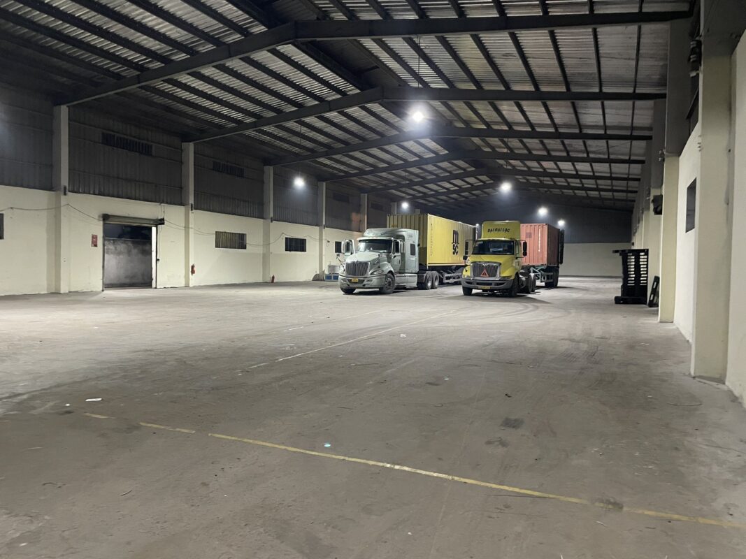 Cho thuê kho xưởng khu công nghiệp Tân Tạo 1700m2 tự quản