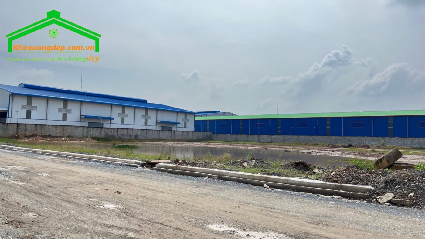 Bán 3000m2 đất giá rẻ khu công nghiệp Xuyên Á, Đức Hòa, Long An
