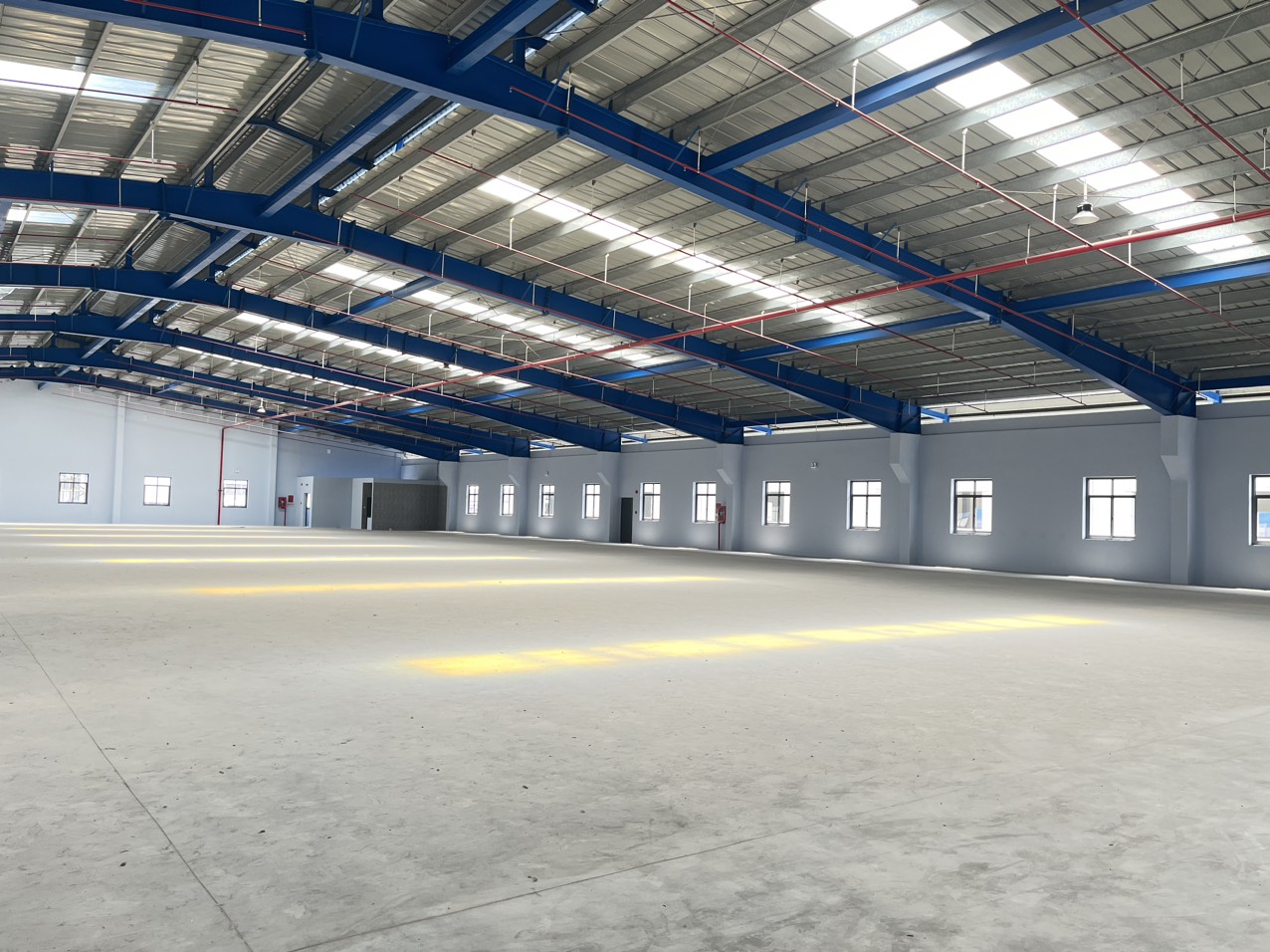 Cho thuê kho nhà xưởng KCN Lê Minh Xuân 7000m2 pccc tự động