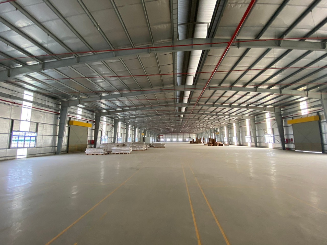 Bán nhà xưởng 8800m2 giá rẻ kcn Long Hậu, Cần Giuộc, Long An.
