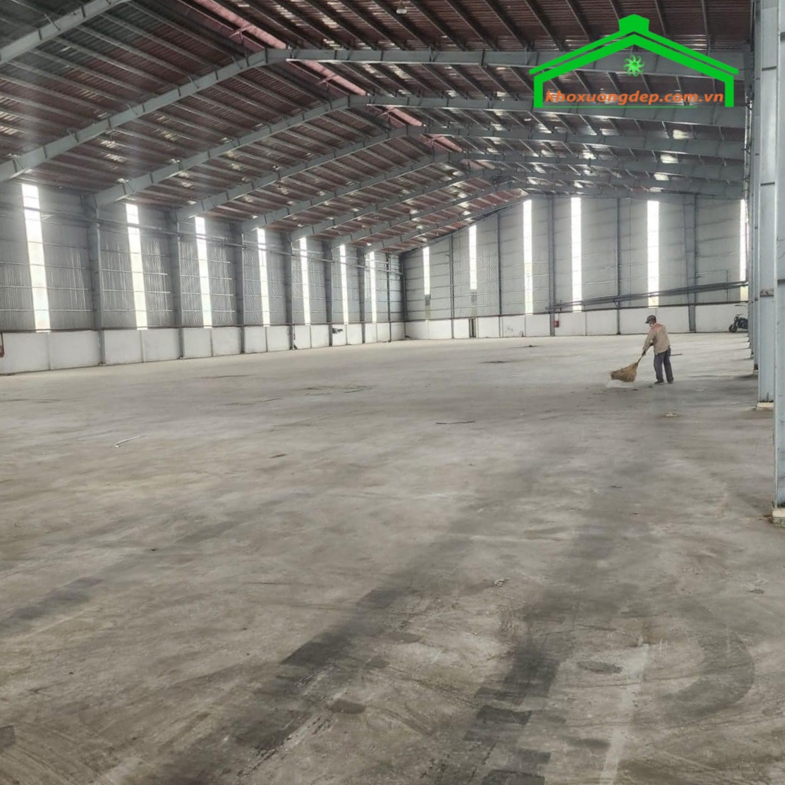 Cho thuê kho xưởng 5.500 m2 Khánh Bình, Tân Uyên, Bình Dương