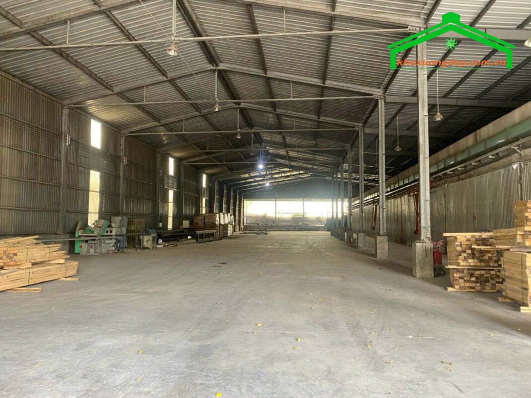 Cho thuê kho xưởng 3700m2 tại Cụm Công Nghiệp, Thuận An, Bình Dương.