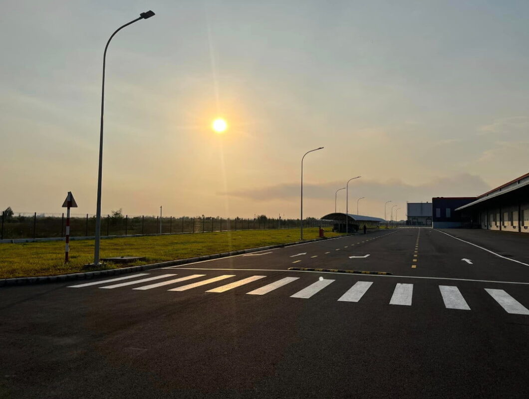 Bán 30.000m2 đất công nghiệp mặt tiền Quốc Lộ 1A thuộc xã Nhựt Chánh, Bến Lức, Long An