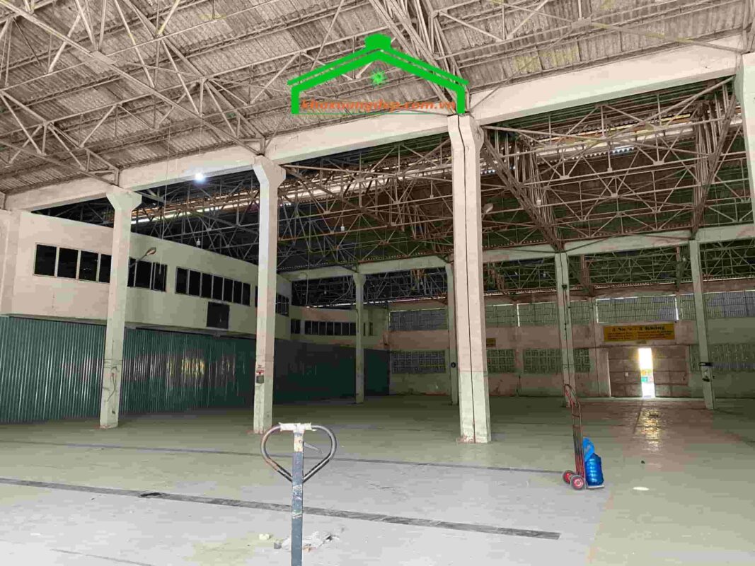 Cho thuê kho 2000m2 cầu vượt Quang Trung, Trung Mỹ Tây, Quận 12