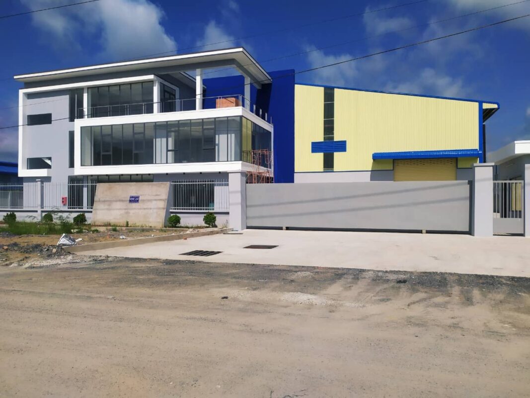 Cho thuê kho xưởng 3800 m2 trong KCN Tân Đức, Huyện Đức Hòa, Tỉnh Long An