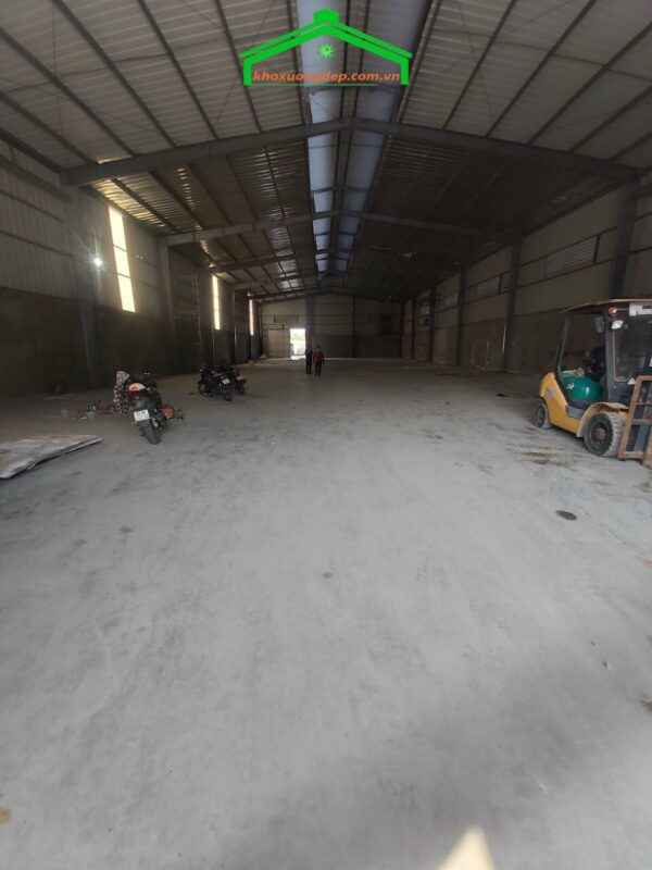 Cho thuê kho xưởng 893 m2 Phạm Văn Hai, Huyện Bình Chánh
