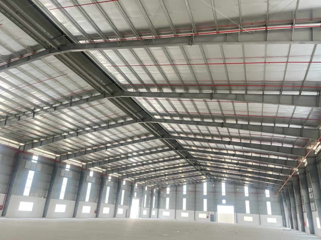 Bán nhà xưởng 5500m2 trên 8500m2 đất KCN Hải Sơn, Long An