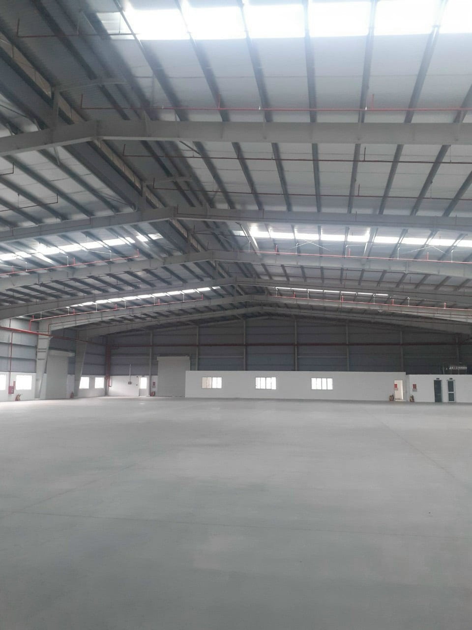 Cho thuê nhà xưởng 2500m2 tại KCN Bến Cát, Bình Dương