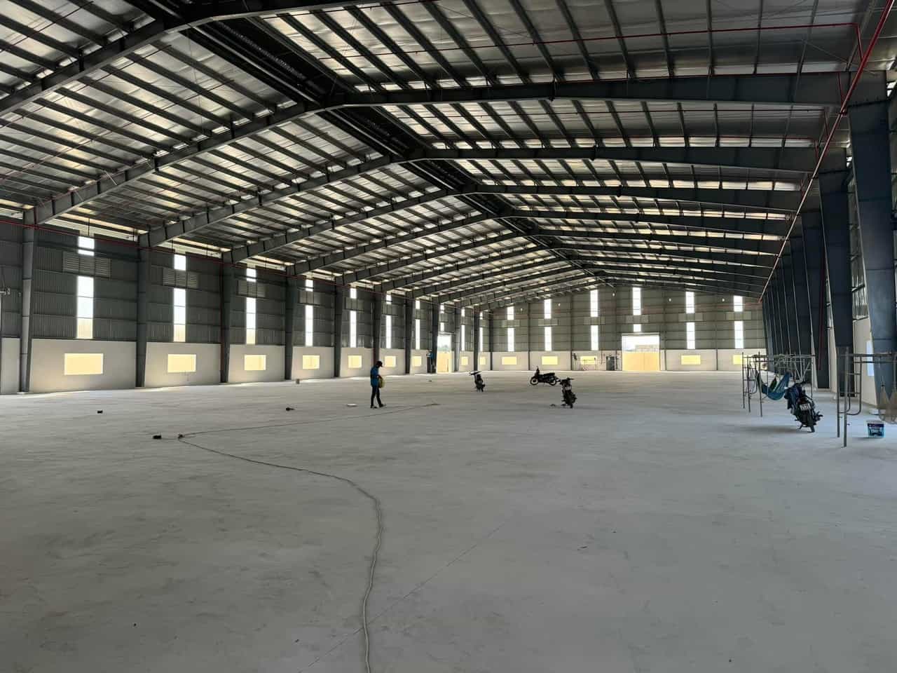 Cho thuê xưởng 1.800m2 KCN Hải Sơn, Đức Hoà, Long An.