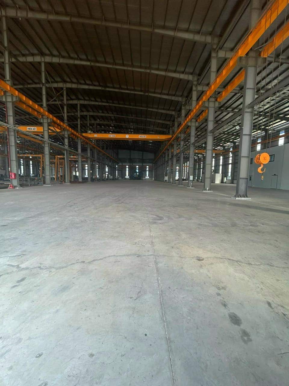 Bán hoặc cho thuê 10.000m2 trong KCN VISIP 2, Bình Dương