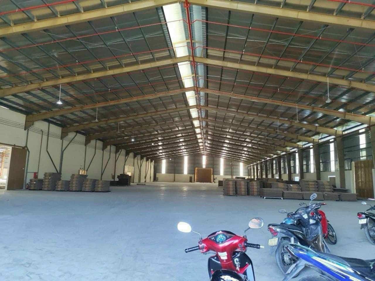 Cho thuê nhà xưởng 3500m2 Tân Uyên, Bình Dương