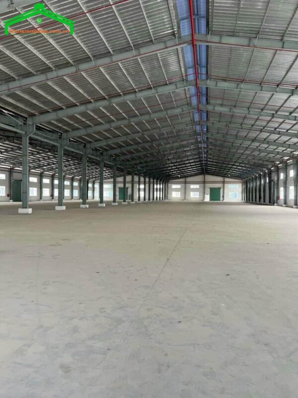 Cho thuê kho xưởng 3.600m2 Quốc lộ 1A, Bình Chánh giá tốt