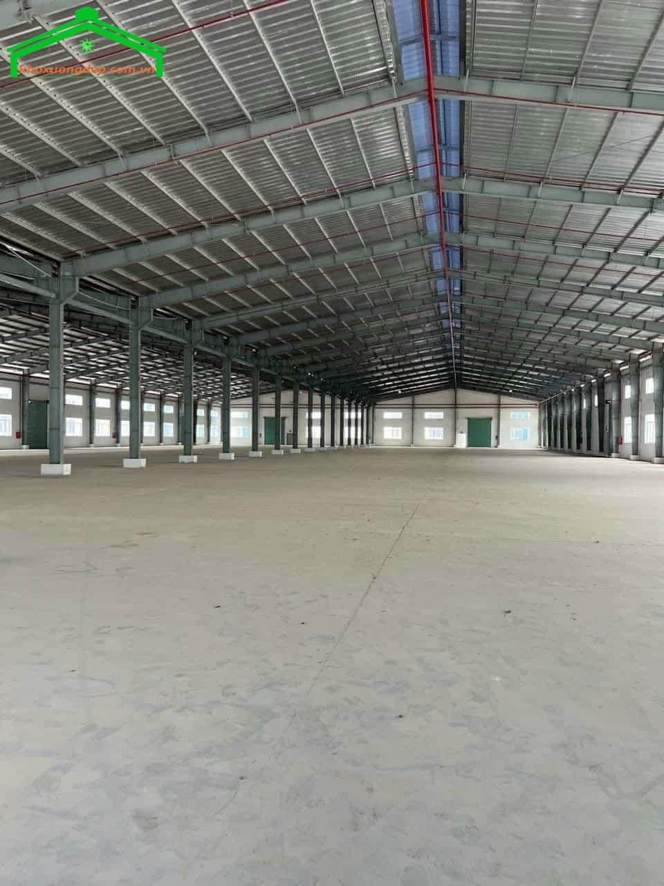 Cho thuê kho xưởng 3.600m2 Quốc lộ 1A, Bình Chánh giá tốt
