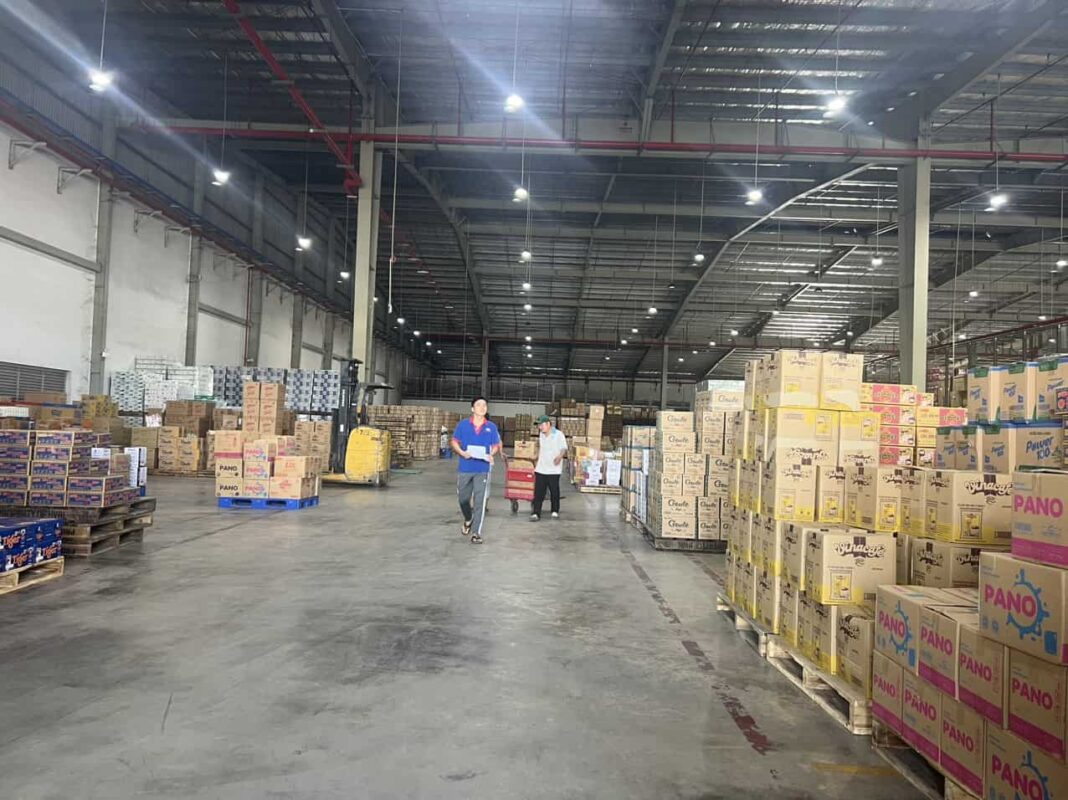 Cho thuê kho 1300m2-2500m2 gần Nguyễn Văn Linh, quận 8