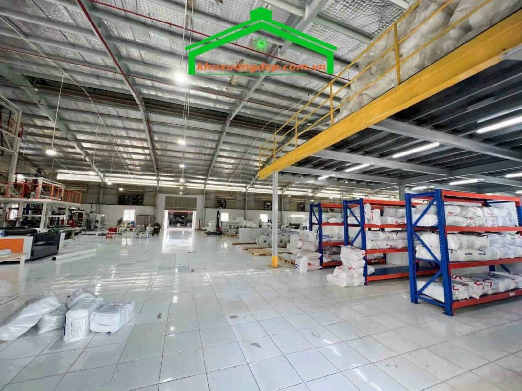 Cho thuê kho xưởng 11.000m2 gần KCN Việt Hương 1, Bình Dương