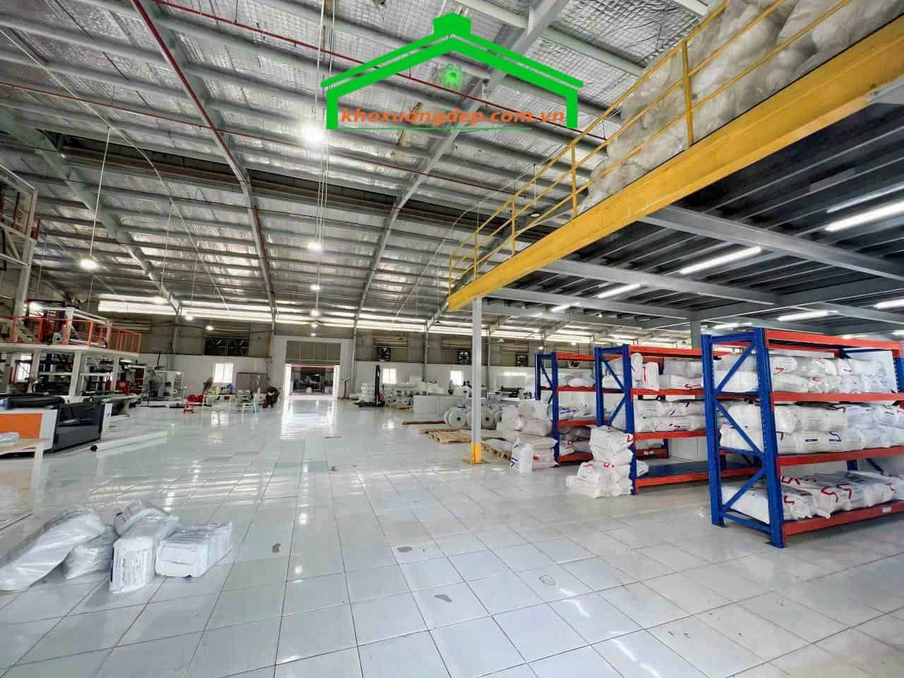 Cho thuê kho xưởng 11.000m2 gần KCN Việt Hương 1, Bình Dương