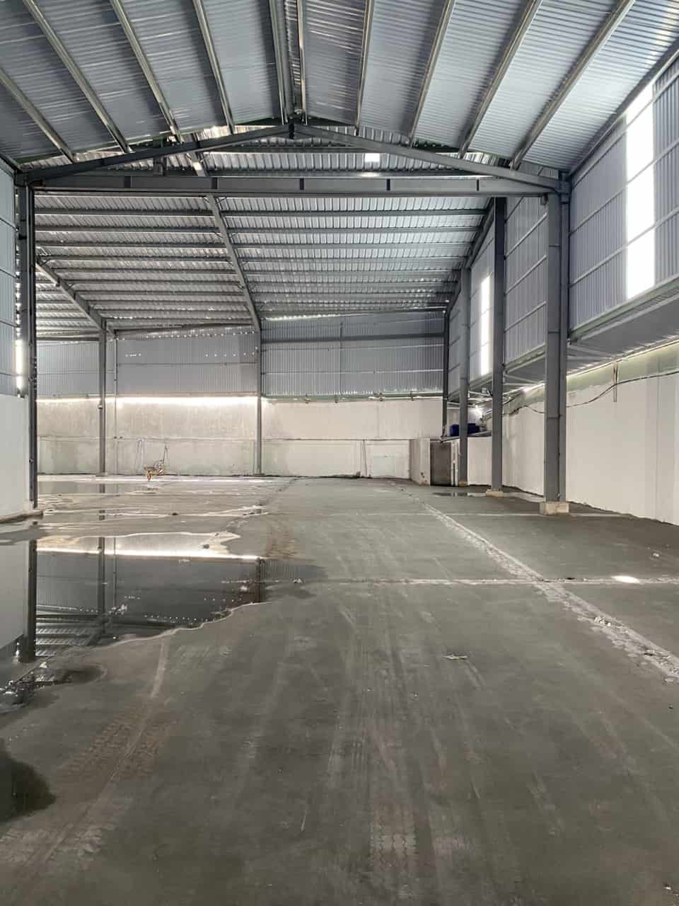 Cho thuê kho xưởng 1.200 m2 Lê Minh Xuân, Bình Chánh