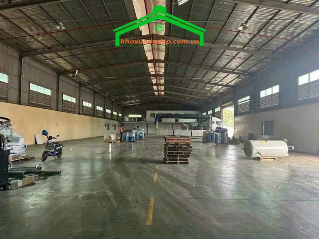 Cho thuê kho xưởng 1600m2 Thủ Dầu Một, Bình Dương giá tốt