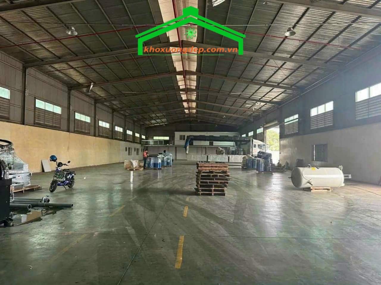 Cho thuê kho xưởng 1600m2 Thủ Dầu Một, Bình Dương giá tốt