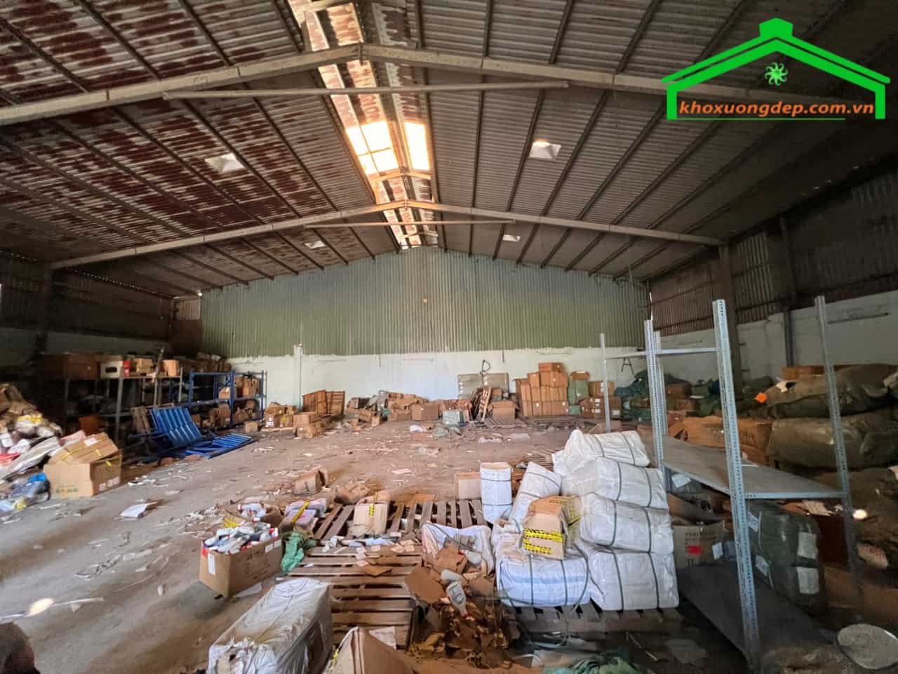 Cho thuê kho xưởng 550m2 Nguyễn Cửu Phú, Bình Tân giá cực rẻ