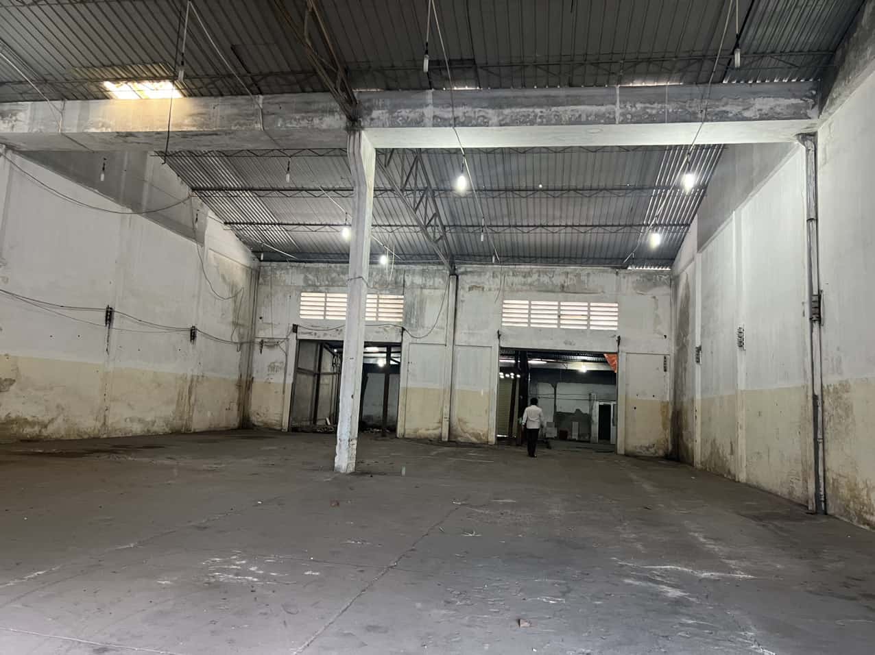 Cho thuê nhà kho 600m2 Thạch Lam, Tân Phú