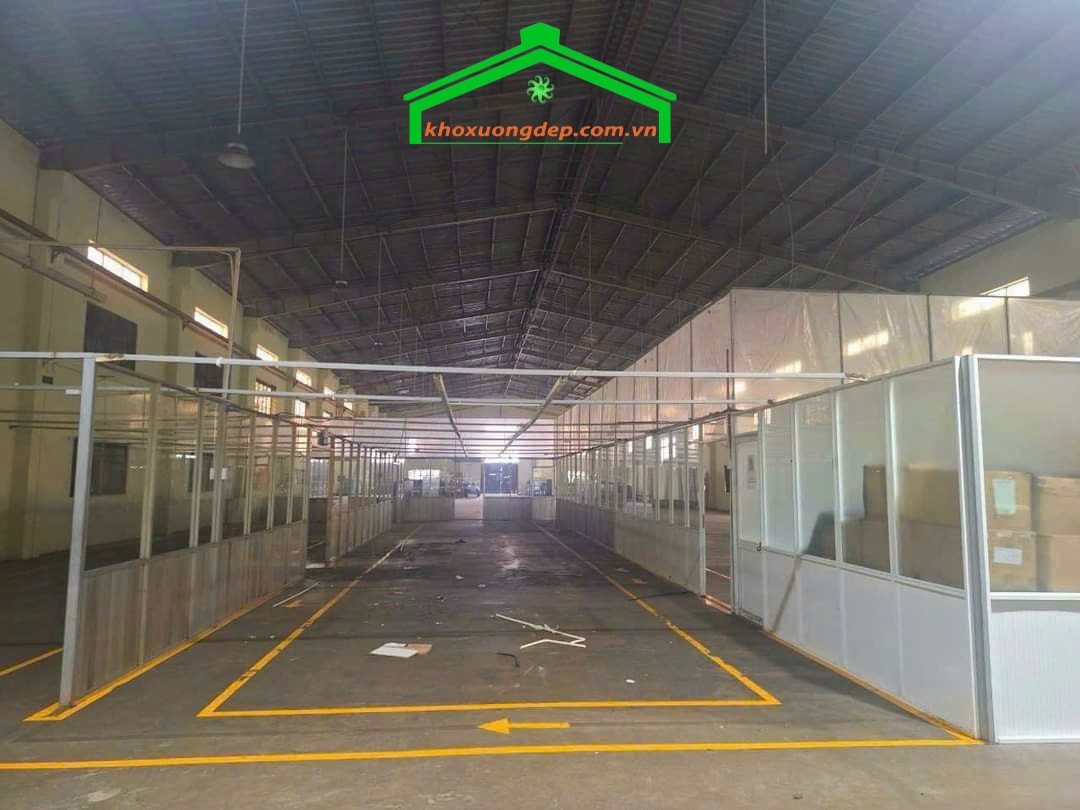 Cho thuê kho xưởng 6300m2 KCN Sóng Thần, Bình Dương