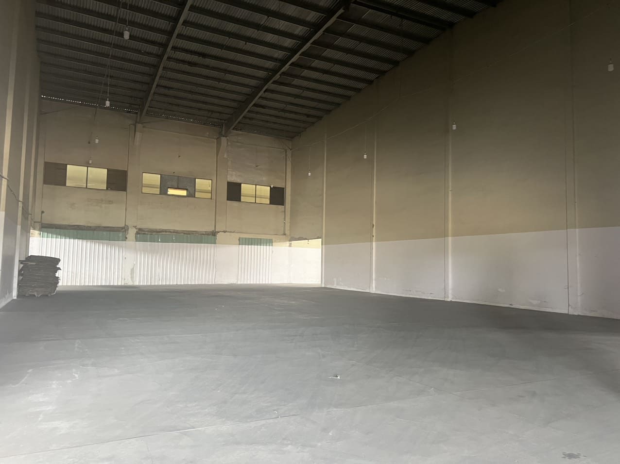 Cho thuê kho xưởng 1700m2 Quốc lộ 1A, Bình Chánh