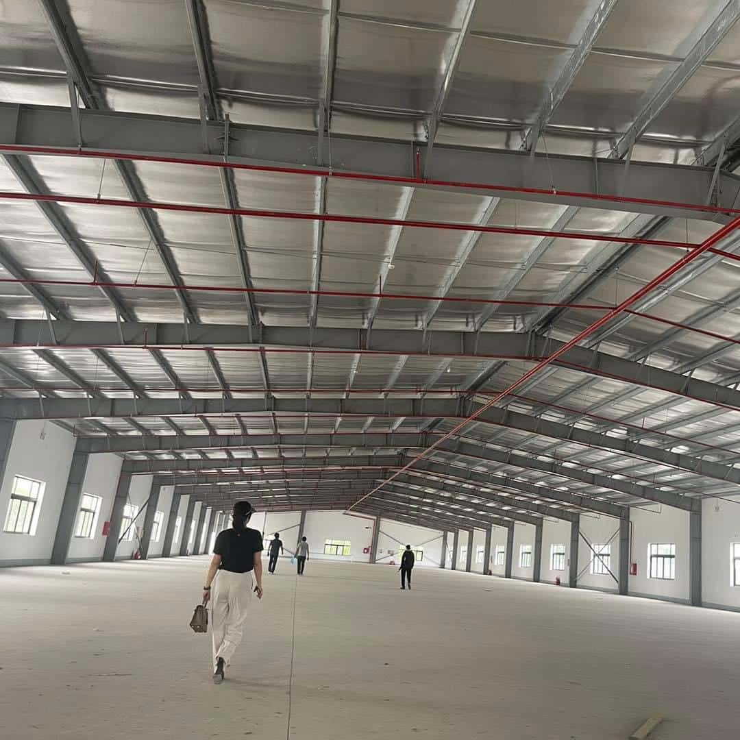 Cho thuê kho xưởng 2800m2 Bình Chánh đường container 24/24.