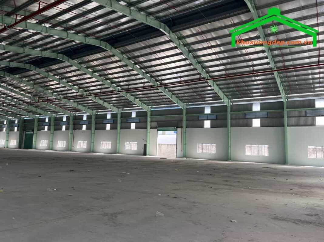 Cho thuê xưởng mới 2550m2 KCN Hải Sơn, Đức Hoà, Long An.
