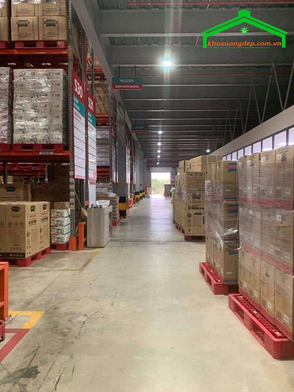 Cho thuê kho xưởng 9664m2 KCN Sóng Thần 1, Dĩ An, Bình Dương