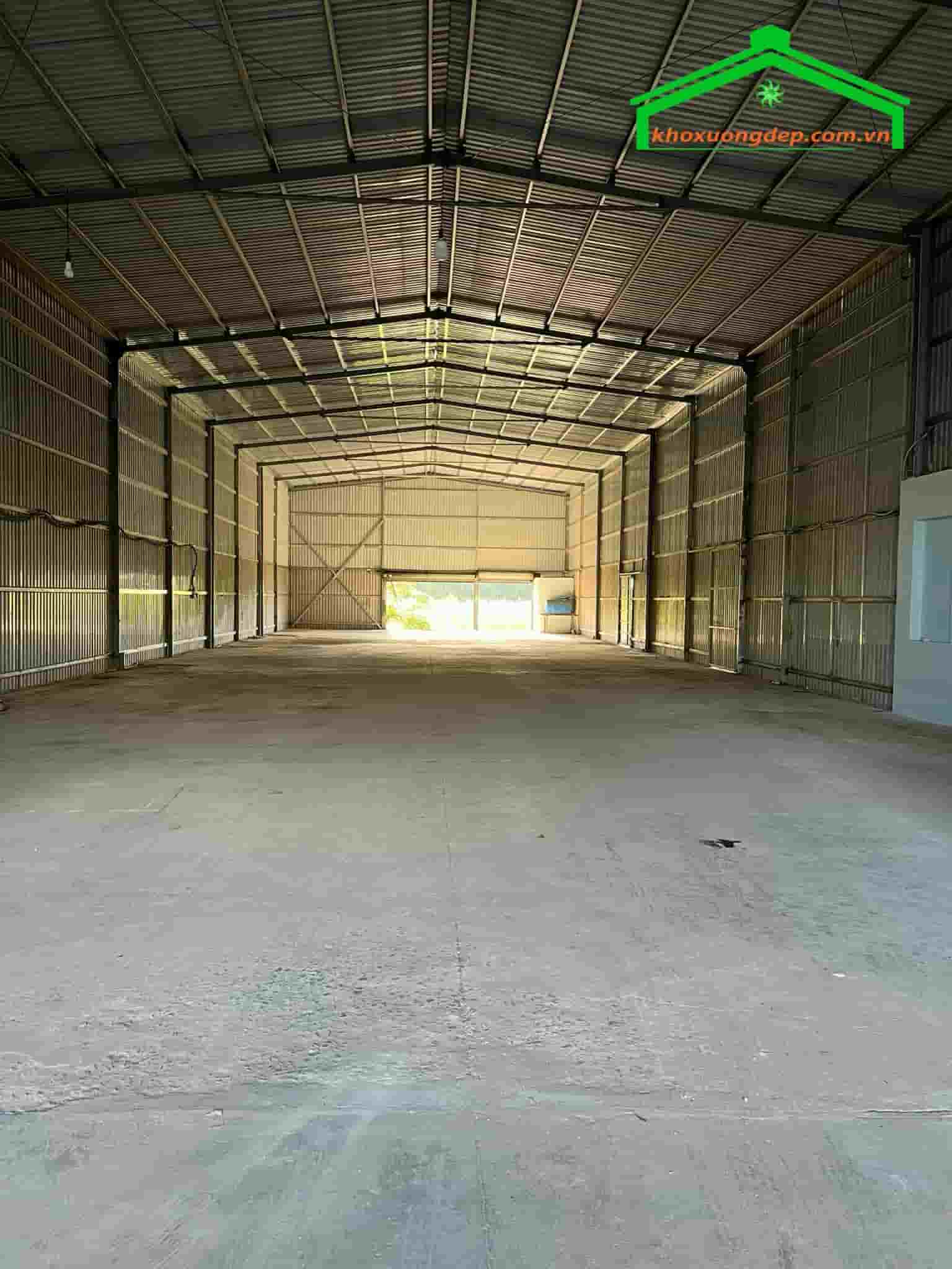 Cho thuê kho xưởng 775m2 Lê Minh Xuân, Bình Chánh