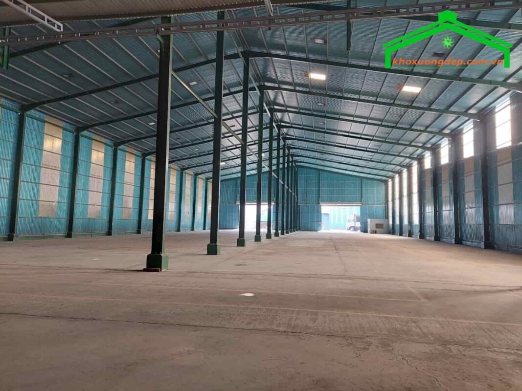 Cho thuê kho xưởng 1280m2 mặt tiền QL1A, Bến Lức, Long An