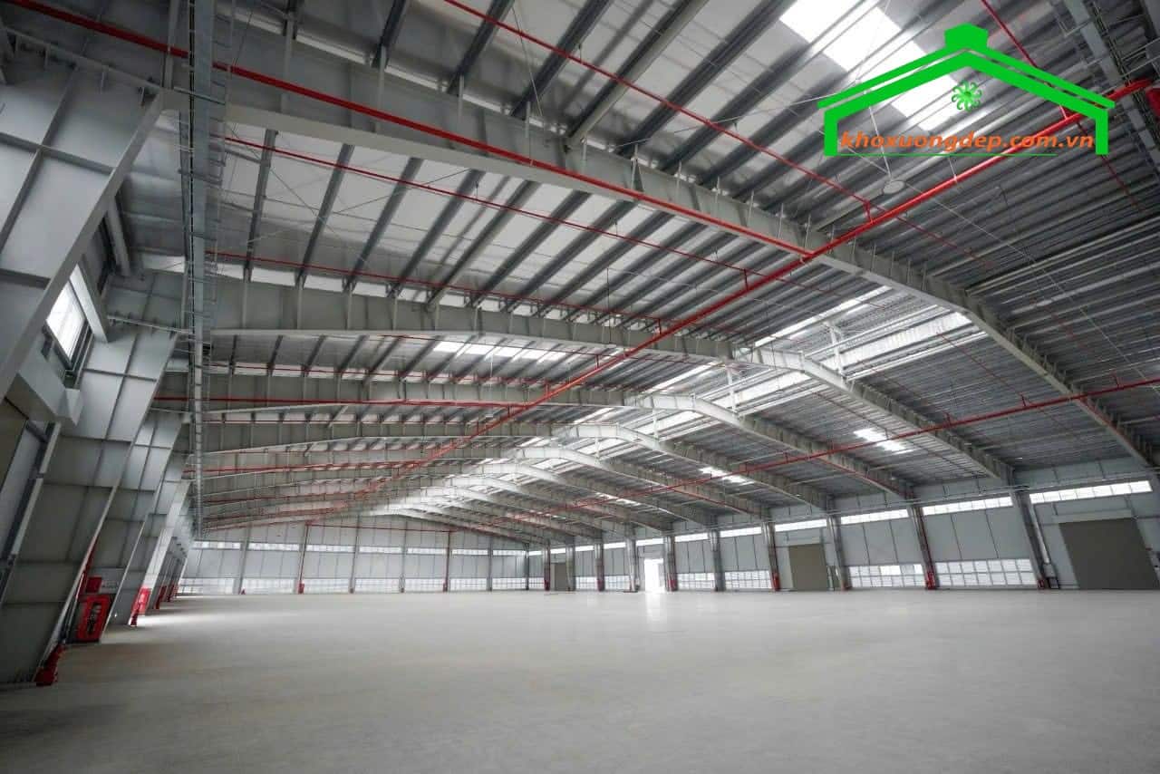 Cho thuê kho xưởng 4600m2 ở cụm công nghiệp Bến Lức, Long An