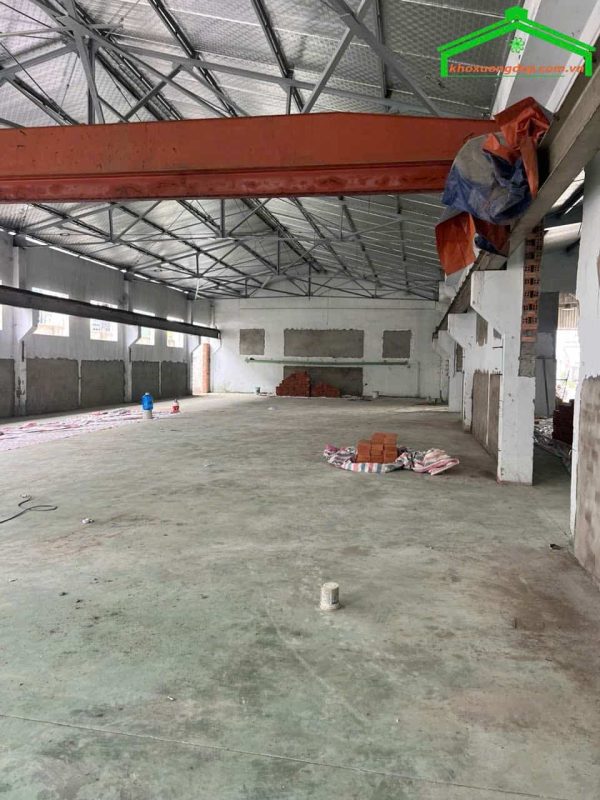 Cho thuê kho xưởng 1.600m2 tại xã Tân Kiên, huyện Bình Chánh