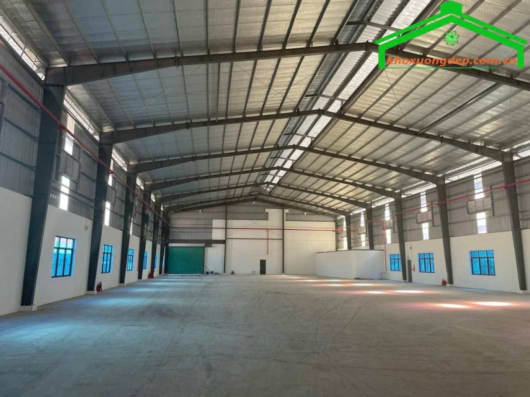 Cho thuê kho xưởng 2000m2 KCN Tân Đức, Đức Hòa, Long An