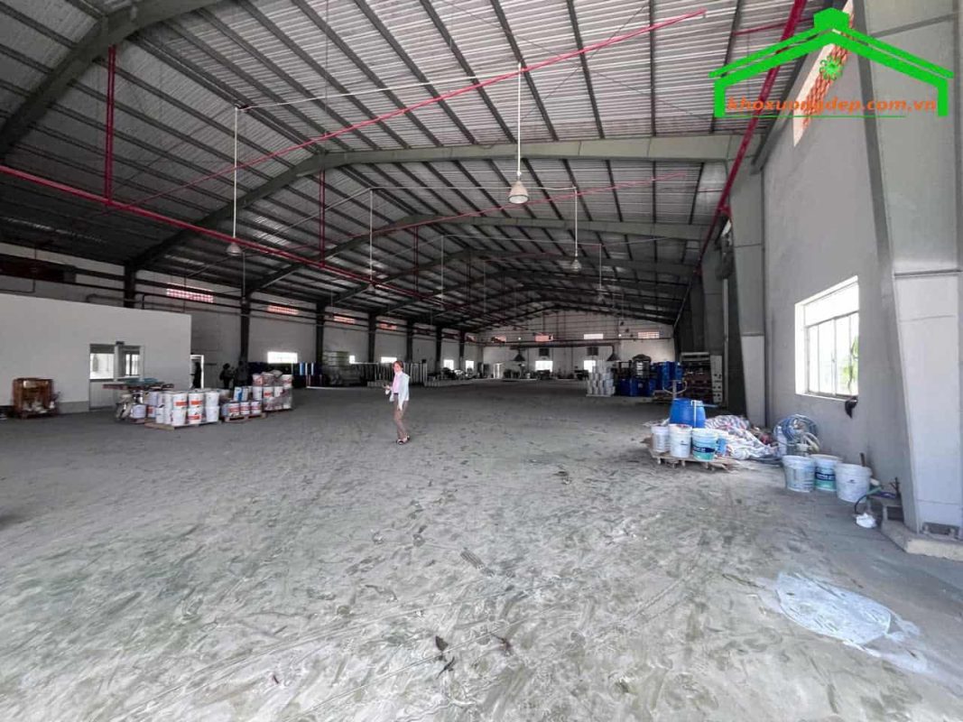 Cho thuê kho xưởng 1600m2 KCN Việt Hương, Thuận An, Bình Dương