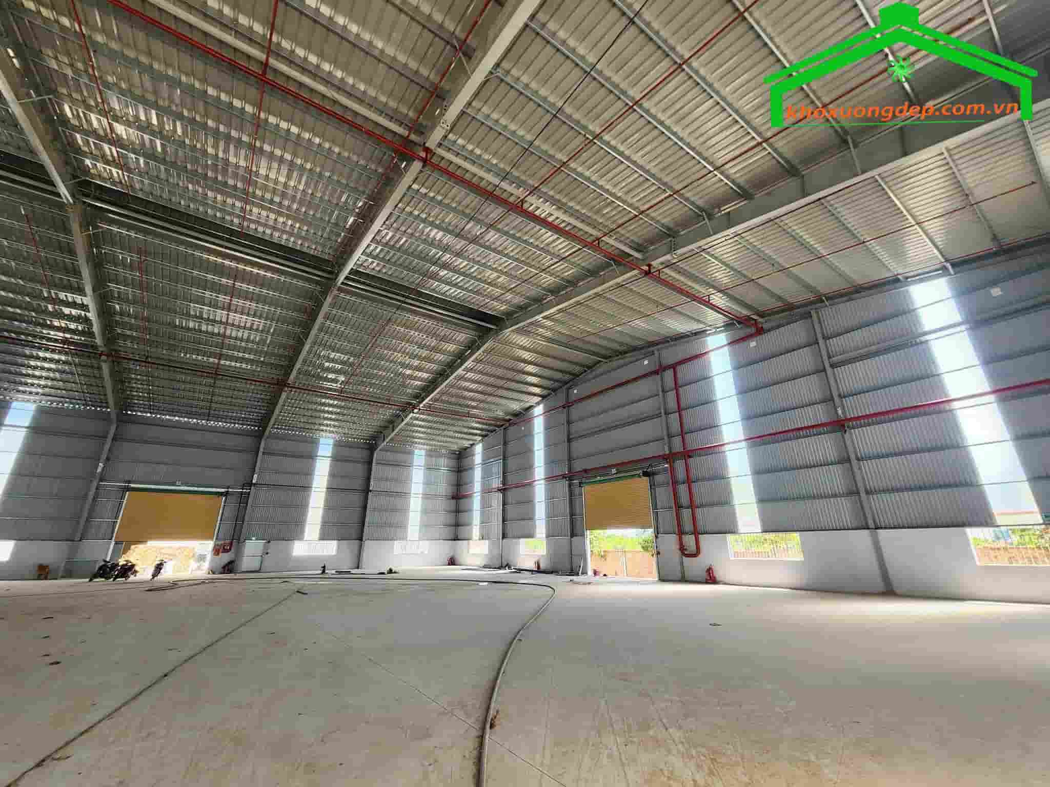 Cho thuê kho xưởng 4000-17000m2 KCN Tân Đức, Đức Hòa, Long An