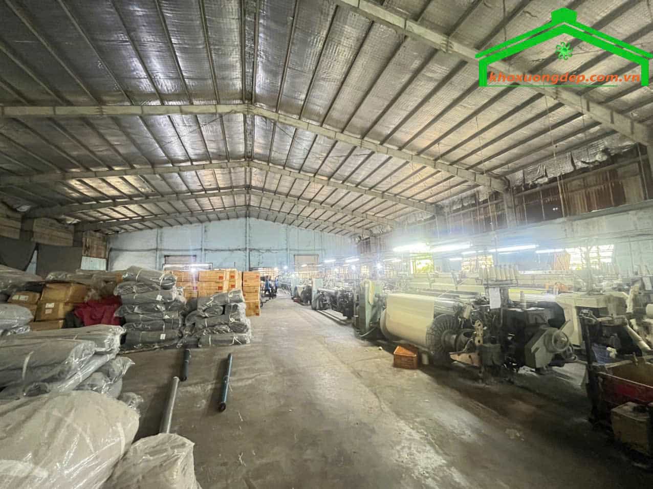 Bán nhà xưởng 2700m2 trong KCN Tân Tạo, Bình Tân