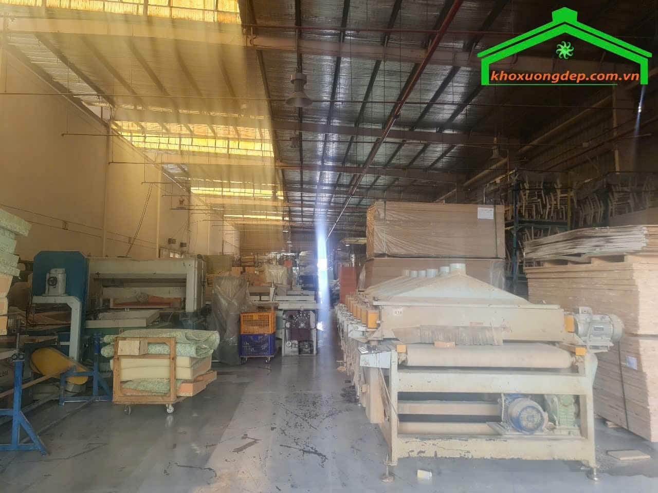 Cho thuê kho xưởng 4200m2 KCN Phú An Thạnh, Bến Lức, Long An