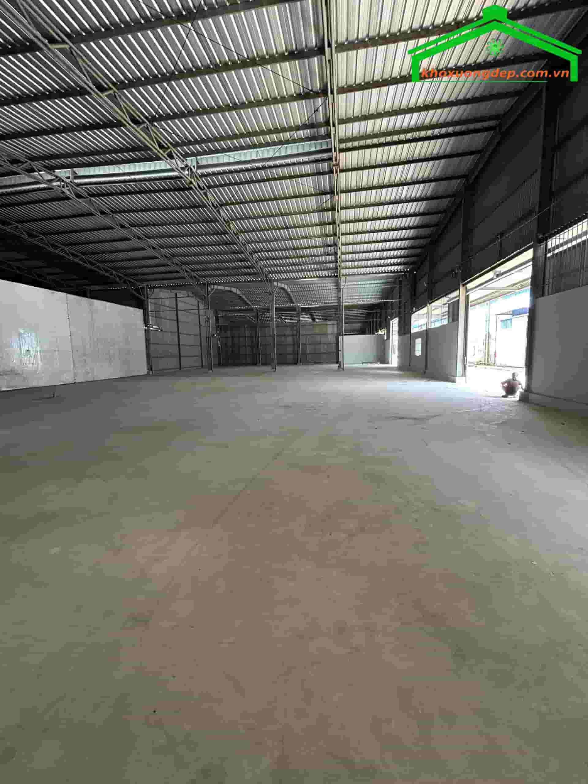Cho thuê kho xưởng 1300m2 Tỉnh lộ 10, Đức Hòa, Long An