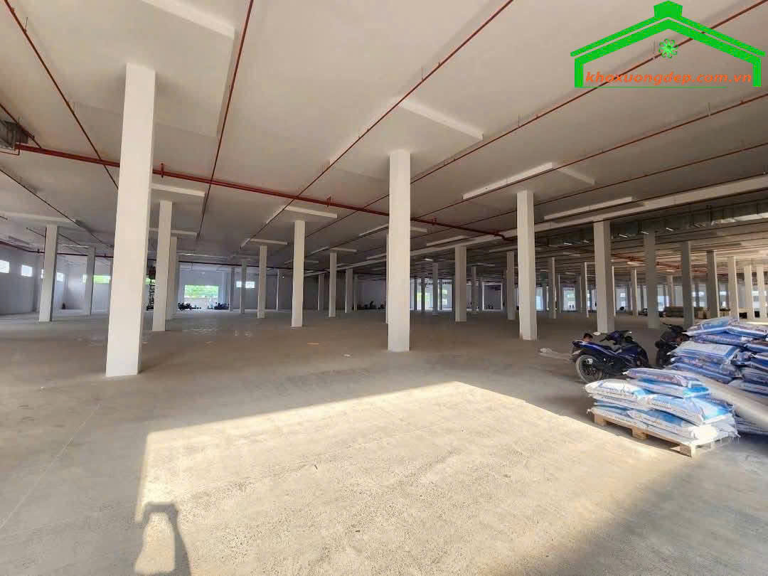 Cho thuê kho xưởng 58000m2 trong KCN Becamex Bình Phước.