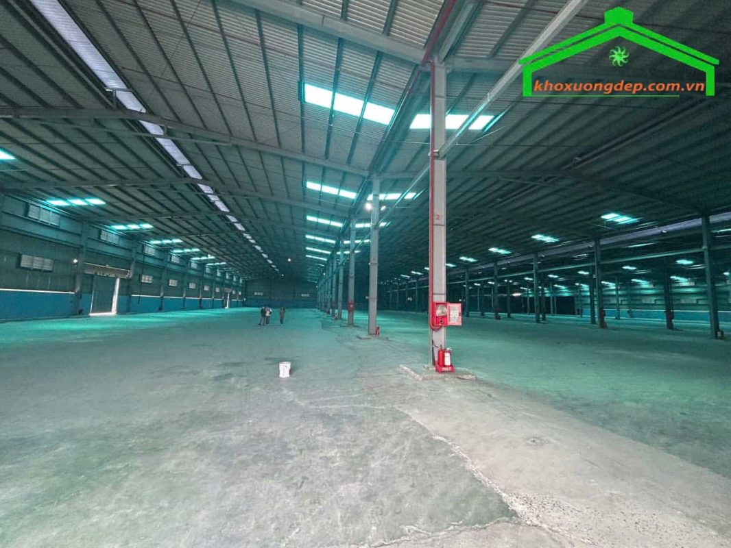 Bán nhà xưởng 30000m2 trong KCN Thủ Thừa, Long An